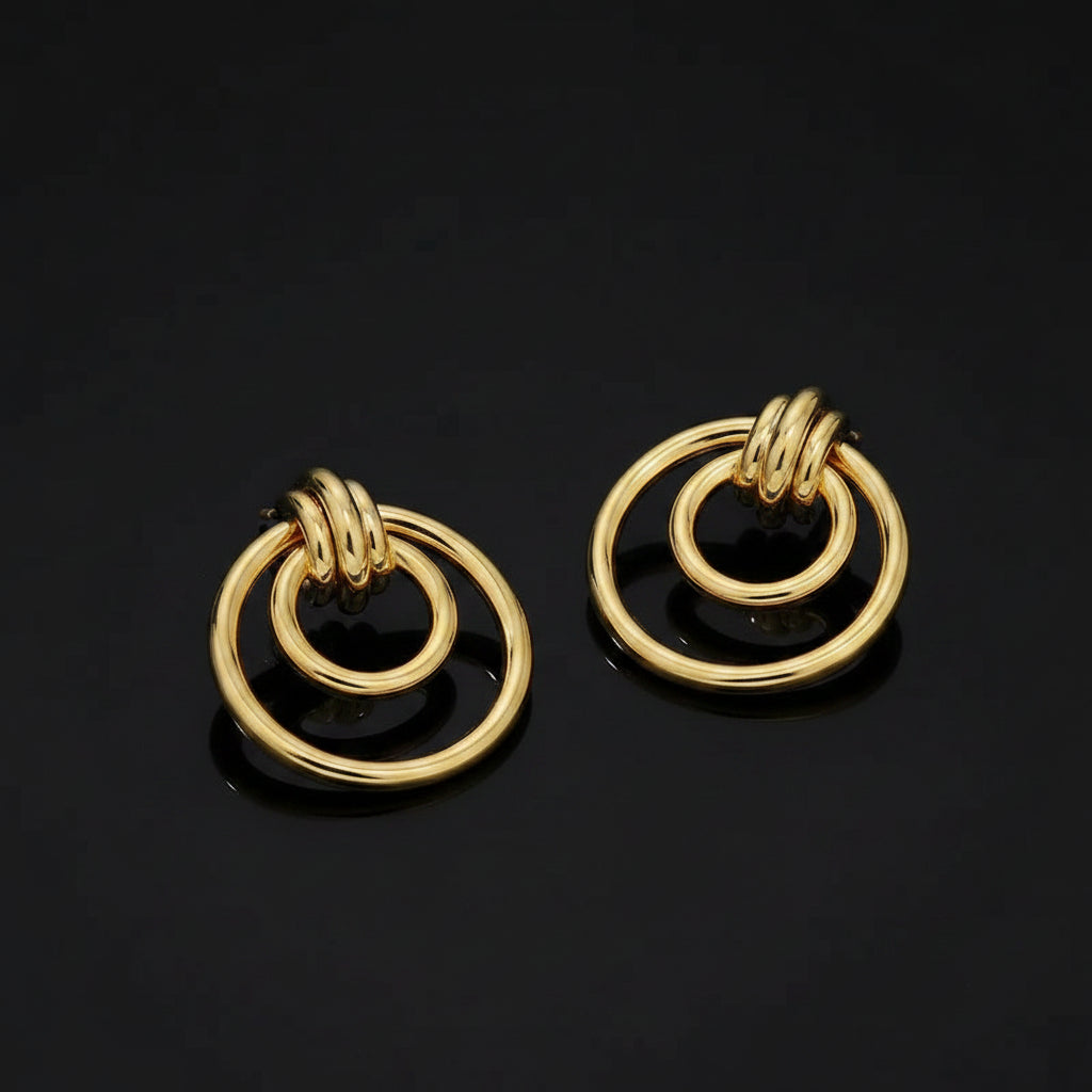Boucles d'Oreilles Puces Double Anneau Noué — Acier Inoxydable Doré | Style Minimaliste
