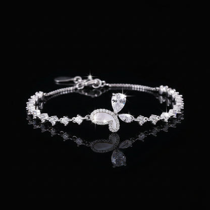 Bracelet Papillon & Coquillage Pavé Zircon – Chaîne Délicate
