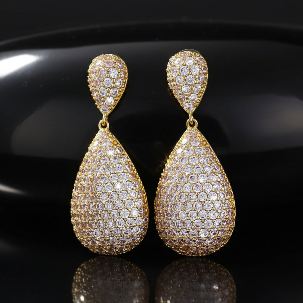 Boucles d’Oreilles Pendantes Goutte d’Eau Zircon – Élégance Nuptiale