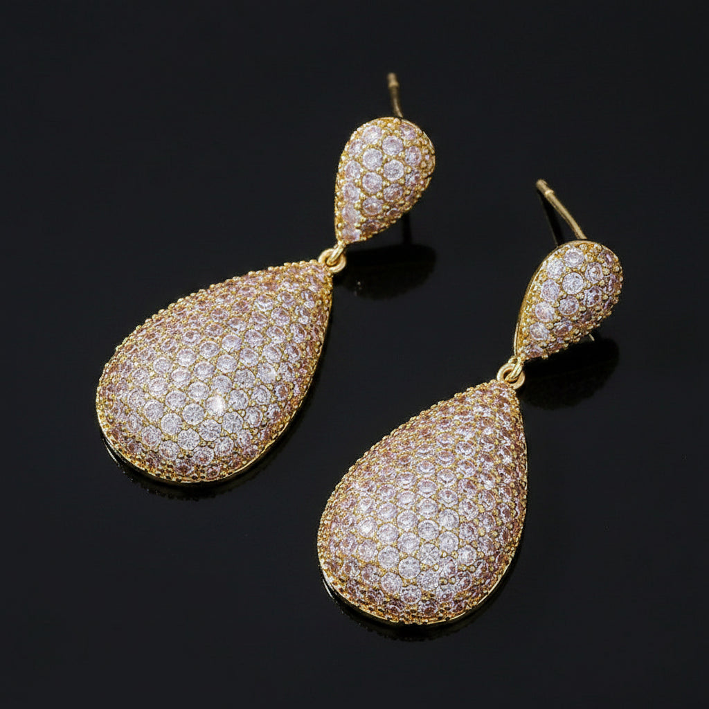 Boucles d’Oreilles Pendantes Goutte d’Eau Zircon – Élégance Nuptiale
