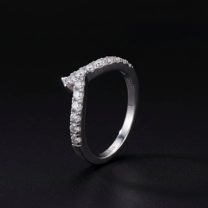 Bague Chevron Pavé — Moissanite D VVS1 | Argent 925 | Empilable