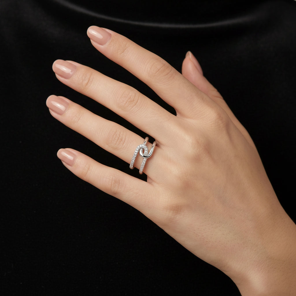 Bague Double Anneau Torsadé — Moissanite D VVS1 | Argent 925 | Micro-Pavé