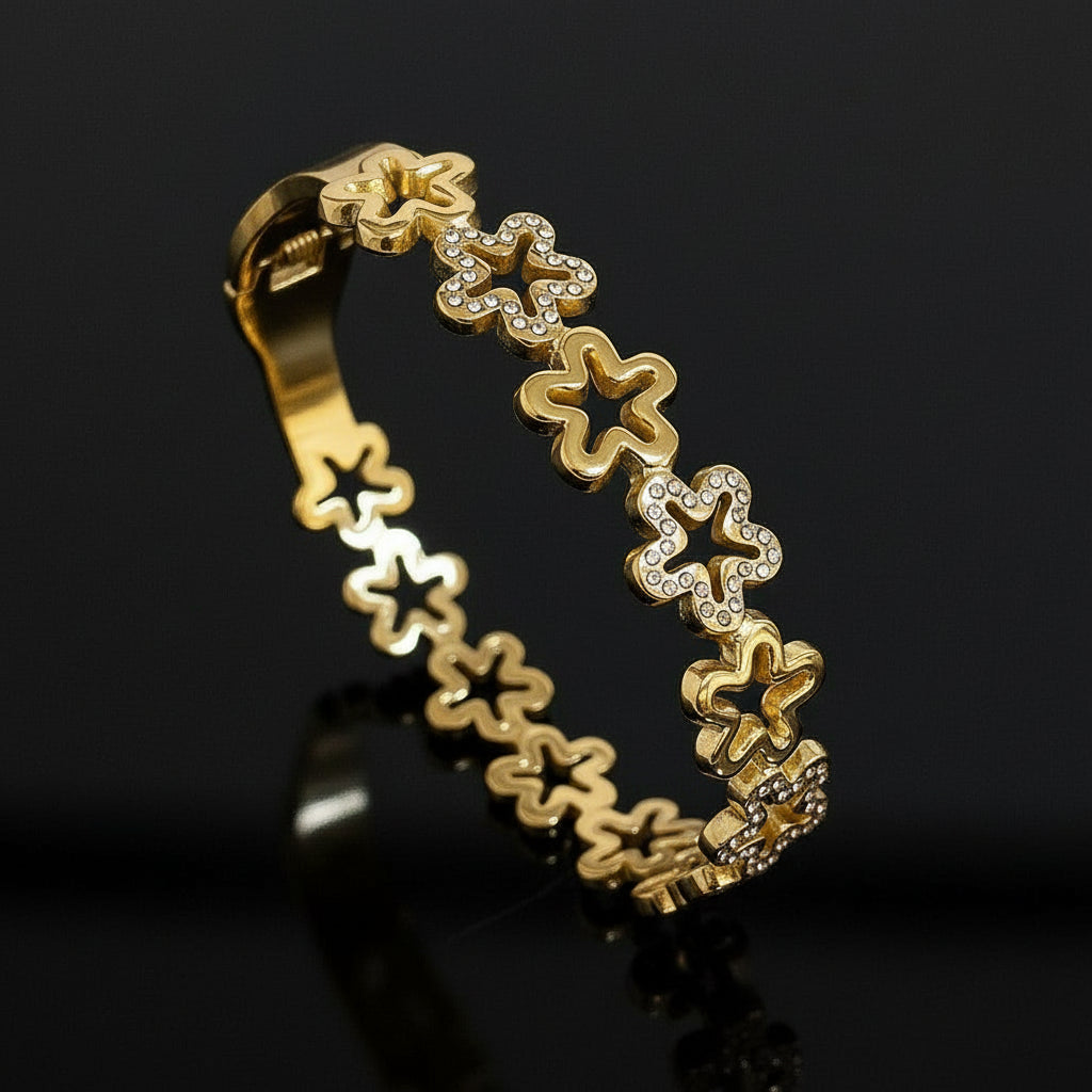 1 Bracelet Manchette Fleur Ajourée Strass Acier Inoxydable - Style Rétro Waterproof Empilable