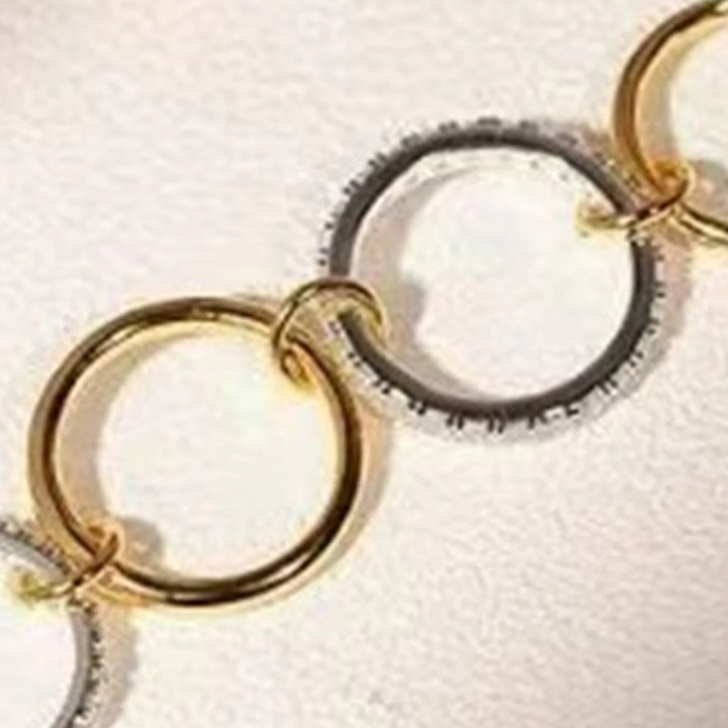 4pcs Interlocked Stackable Ring Cubic Zirconia Metal Statement Ring Connected Band Thumb Ring Jewelry Gift for Women