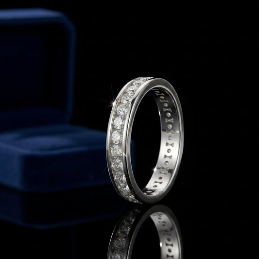 Alliance Éternité Rangée Complète — Moissanite D VVS1 0,84ct | Argent 925 | Serti Canal